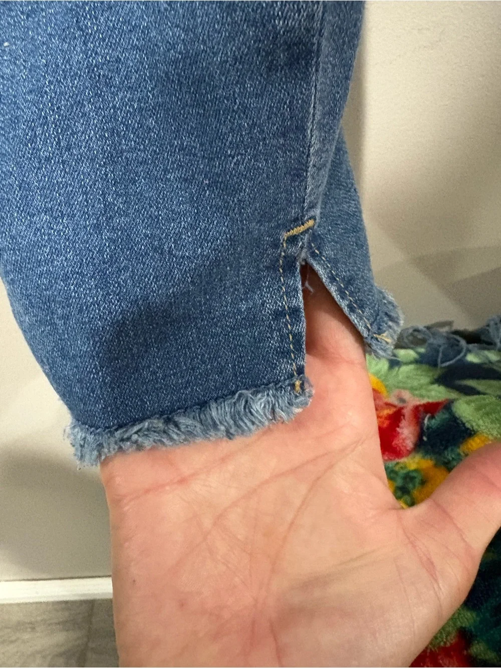 For The Republic Distressed Skinny Jeans Fray Hem Slit Size 12/30 Medium Wash